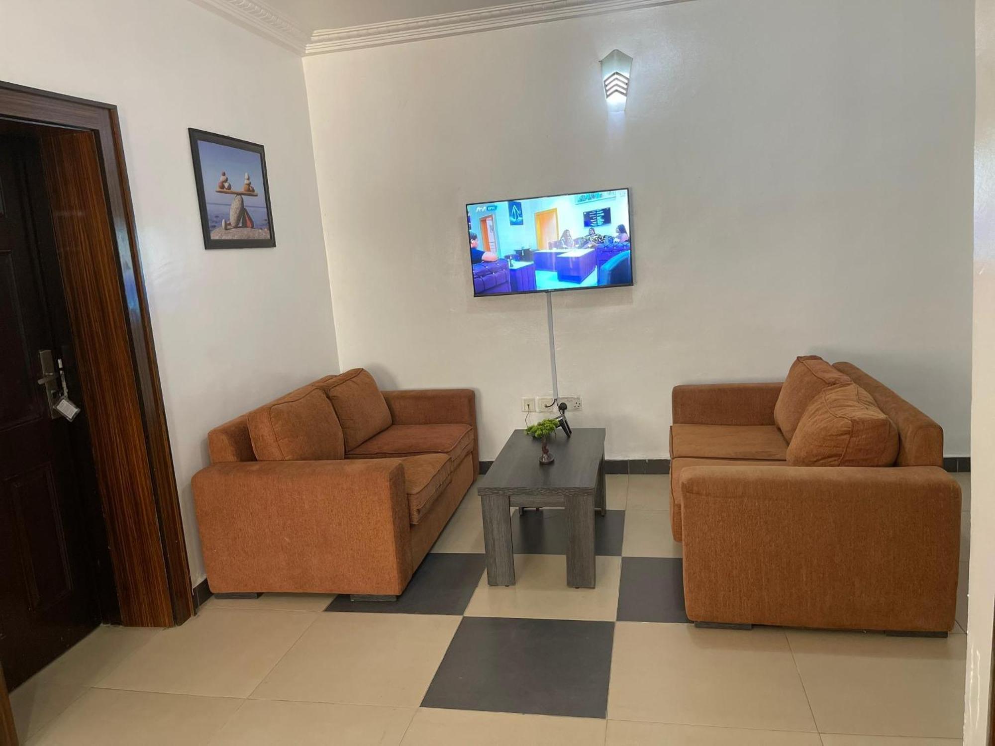 Aa Hotel And Suites Αμπούζα Εξωτερικό φωτογραφία